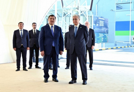 Президент жаңа жылу электр орталығына барды Президент жаңа жылу электр орталығына барды