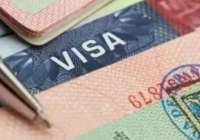 ​АҚШ 100 мыңнан астам визаның күшін жойды