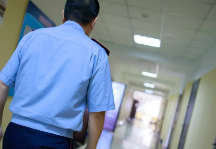 Алматы облысында полицей өз өмірін қауіпке тігіп, екі адамды құтқарды