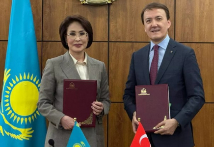 Түркия Қазақстанда 79,5 млн долларға фармацевтикалық зауыт салады