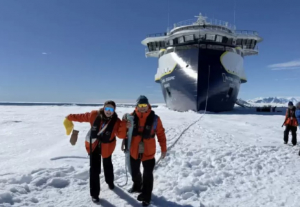 Қазақстандық әйел Антарктиданы бағындырды