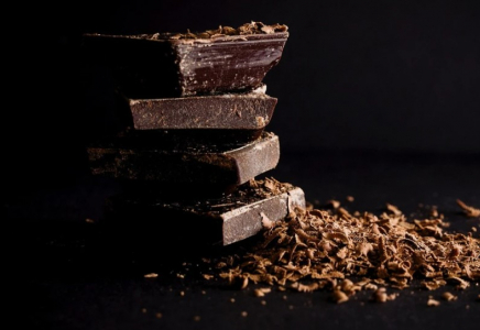 Түркияда шоколад жеген 23 мектеп оқушысы ауруханаға түсті