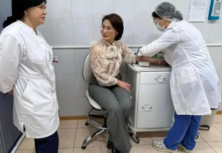 Денсаулық сақтау министрі сүйек кемігінің доноры атанды