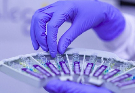 Неміс ғалымдары коронавирустың зертханалық шығу тегін дәлелдеді