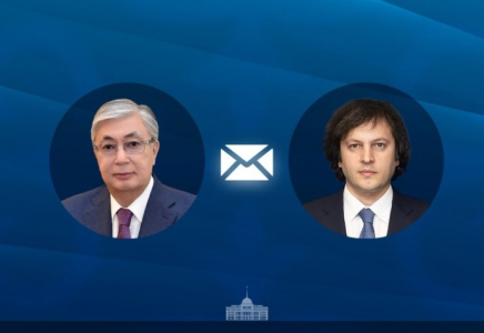 Мемлекет басшысы Грузия Премьер-министрі Ираклий Кобахидземен телефон арқылы сөйлесті