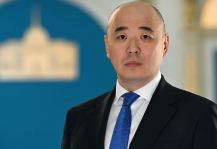 Тоқаев Қанат Шарлапаевты қызметінен босатты Тоқаев Қанат Шарлапаевты қызметінен босатты