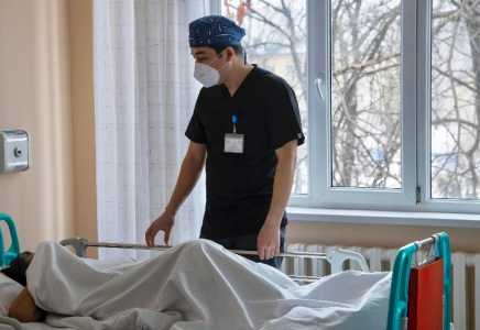 Алматыда автобус аялдамаға соғылды: зардап шеккен әйел мен 10 жасар қыздың жағдайы белгілі болды Алматыда автобус аялдамаға соғылды: зардап шеккен әйел мен 10 жасар қыздың жағдайы белгілі болды