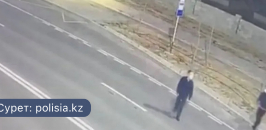 Ағашпен сындырған: Түркістанда бейнекамераларды бүлдірген күдіктілер ұсталды