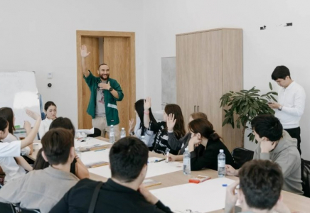 ​Қазақстанда Азия елдерінен келген студенттер саны ТМД студенттерінен асып түсті