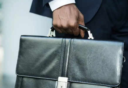 Жемқорлыққа қарсы күрес: 2025 жылы 43 шенеунік қызметінен босатылды