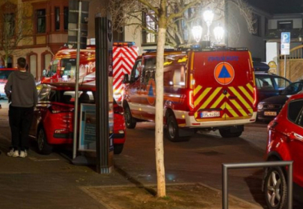 Германияда тұрғын үйге метеориттің сынықтары құлады 