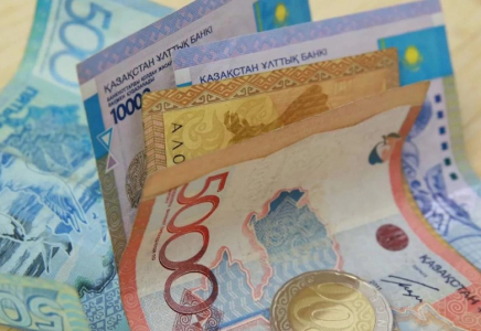 Атырау облысы әкімінің экс-орынбасарын ұстап берген азамат 12 млн теңге сыйақы алды