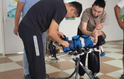 Мүгедектігі бар балаларды үй жағдайында оңалту жобасы еліміздің тағы төрт өңірінде іске қосылады