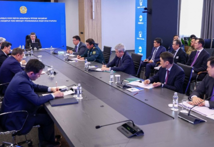 Олжас Бектенов Төтенше жағдайларды жою жөніндегі республикалық жедел штабтың отырысын өткізді