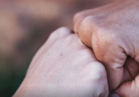 Балалар ата-анасына қамқорлық жасауға міндетті болады – Конституция жобасы 